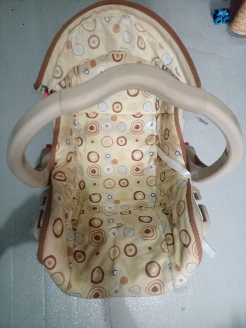 Rocker/carrier, Babies & Kids, Baby Nursery & Kids Furniture, Cots