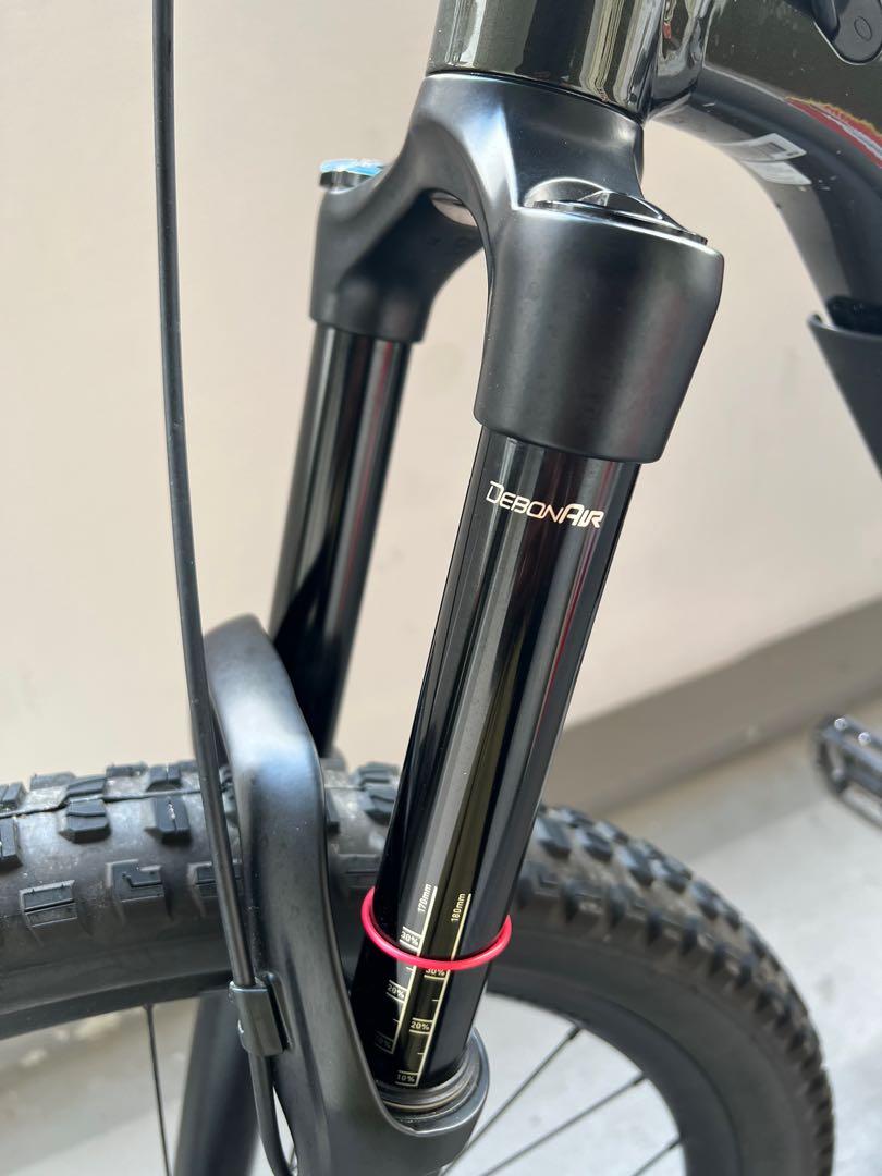 Rockshox yari rc on sale debonair 170mm travel