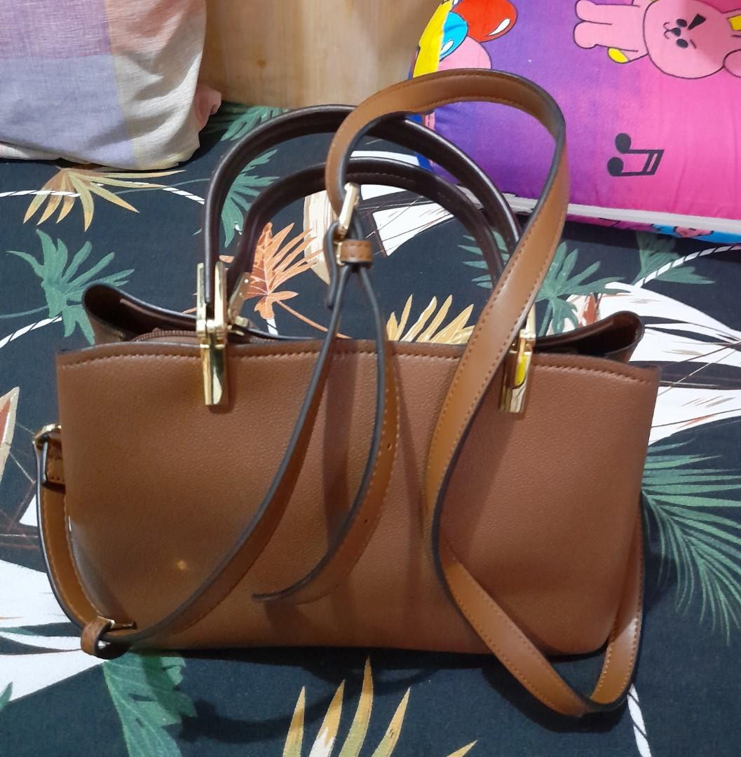 Susen bag, Women's Fashion, Bags & Wallets, Crossbody Bags on Carousell