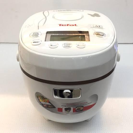 Tefal Mini digital rice cooker RK5001 (Category: Other Kitchen Appliances) located in Rizal. Submitted by zaldybanan (Listing ID 1169146355, Image 1). Description: okTefal Mini Digital RK5001 Expert in brown rice 420 watts, 4 cups capacity, intelligent cooking, 11 cooking functions with instant noodle program, 2.0mm/5 layer ceramic pot with diamond shape interior coating, 24 hrs delayed start, 24 hrs automatic keep warm, removable steam inner lid