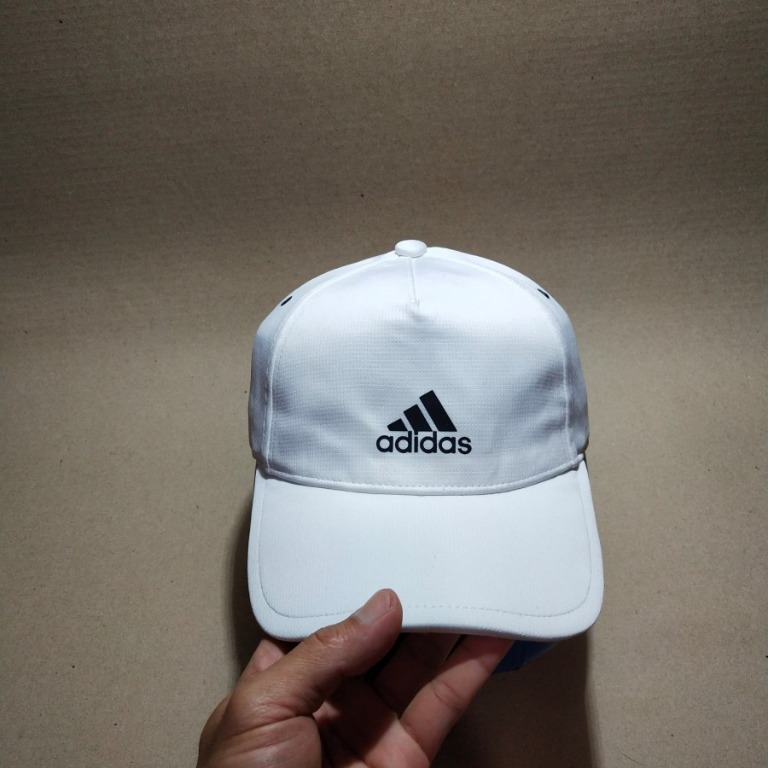 Foto topi adidas warna putih online