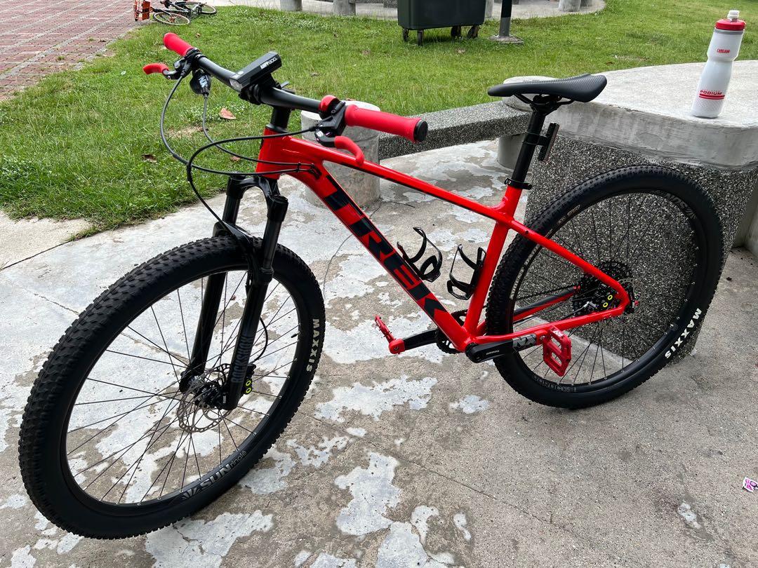 Trek Marlin 8, Sports Equipment 