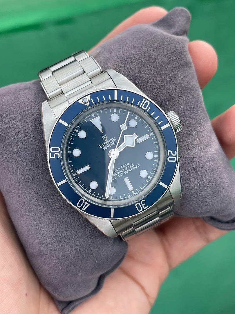 Tudor Blackbay 58 Blue (Category: Luxury Watches) located in Malabon City. Submitted by isensoto25 (Listing ID 1169236776, Image 3). Description: For Sale: Like new Tudor BB58 Blue Local AD January 2022 release With protective film worth 4500 Caseback sticker still intact Complete set 185,000.