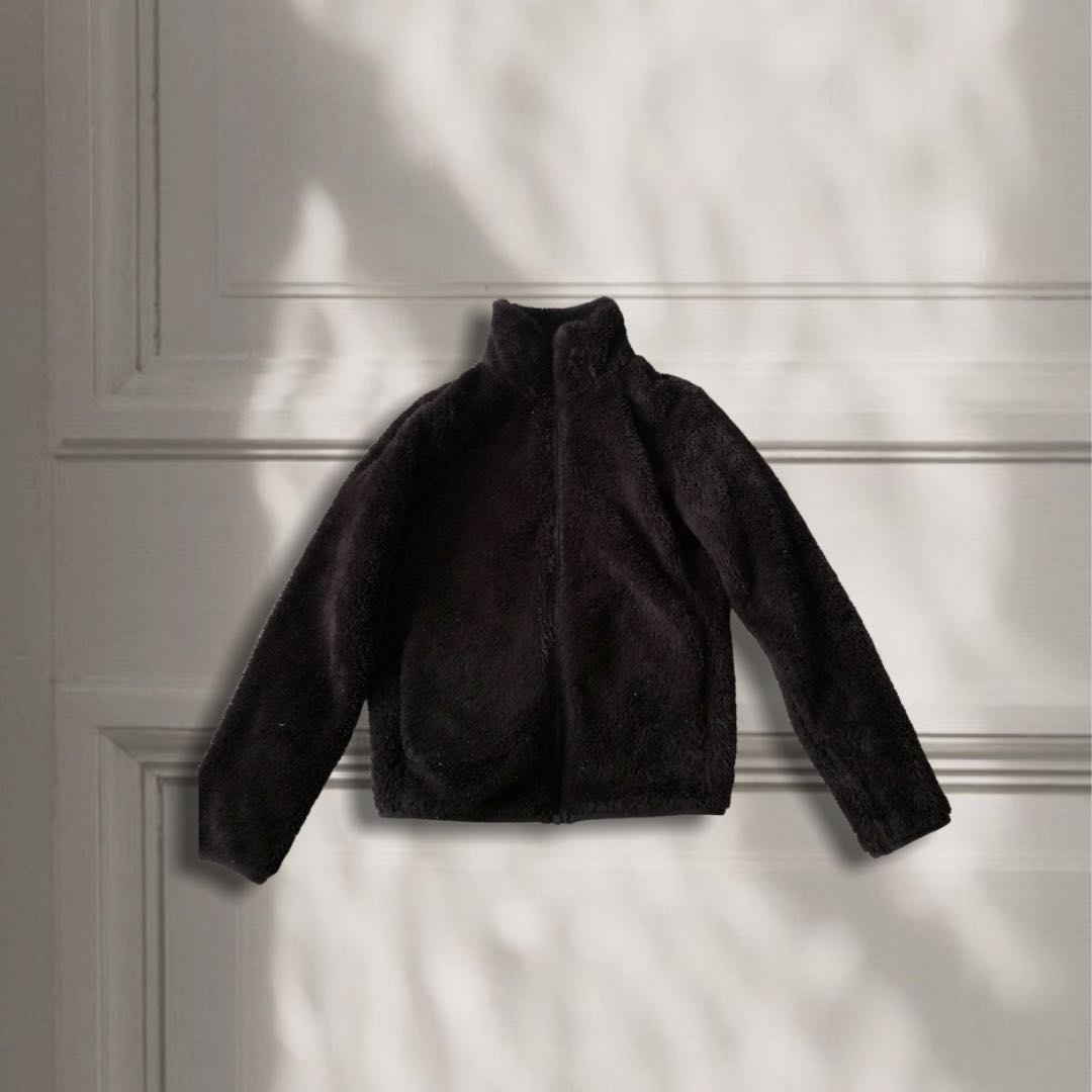 Uniqlo black fur jacket clearance