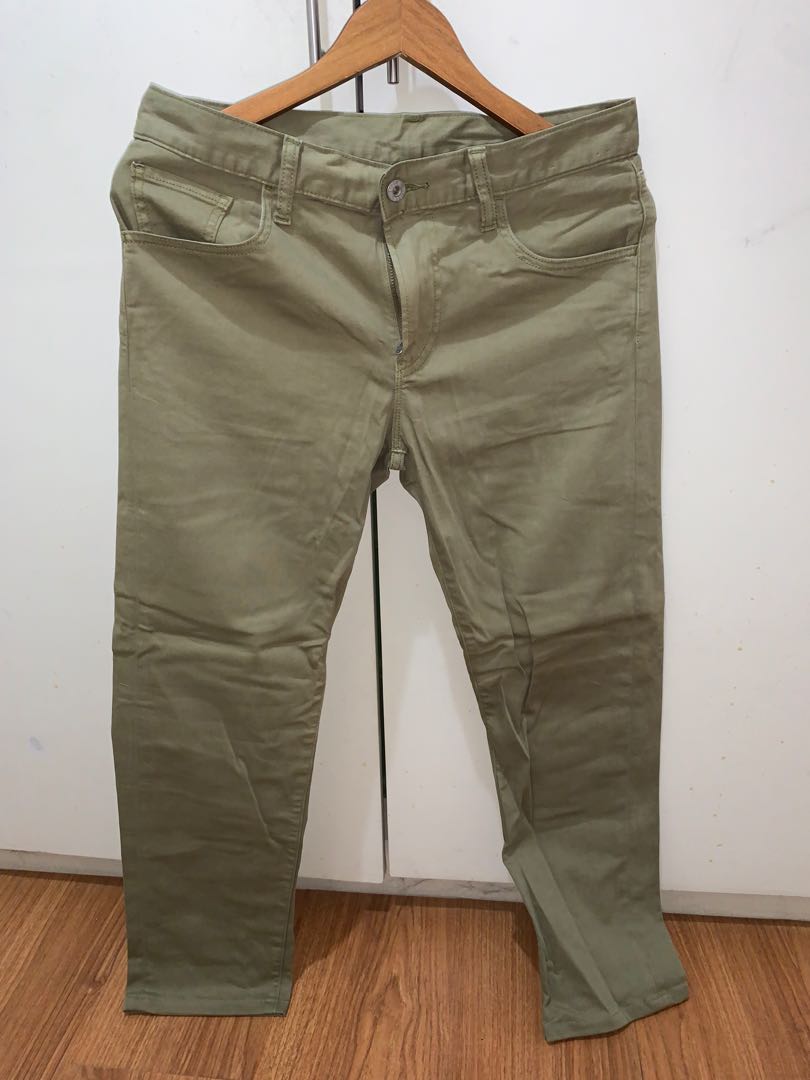 Uniqlo light green jeans, Men's Fashion, Bottoms, Jeans on Carousell