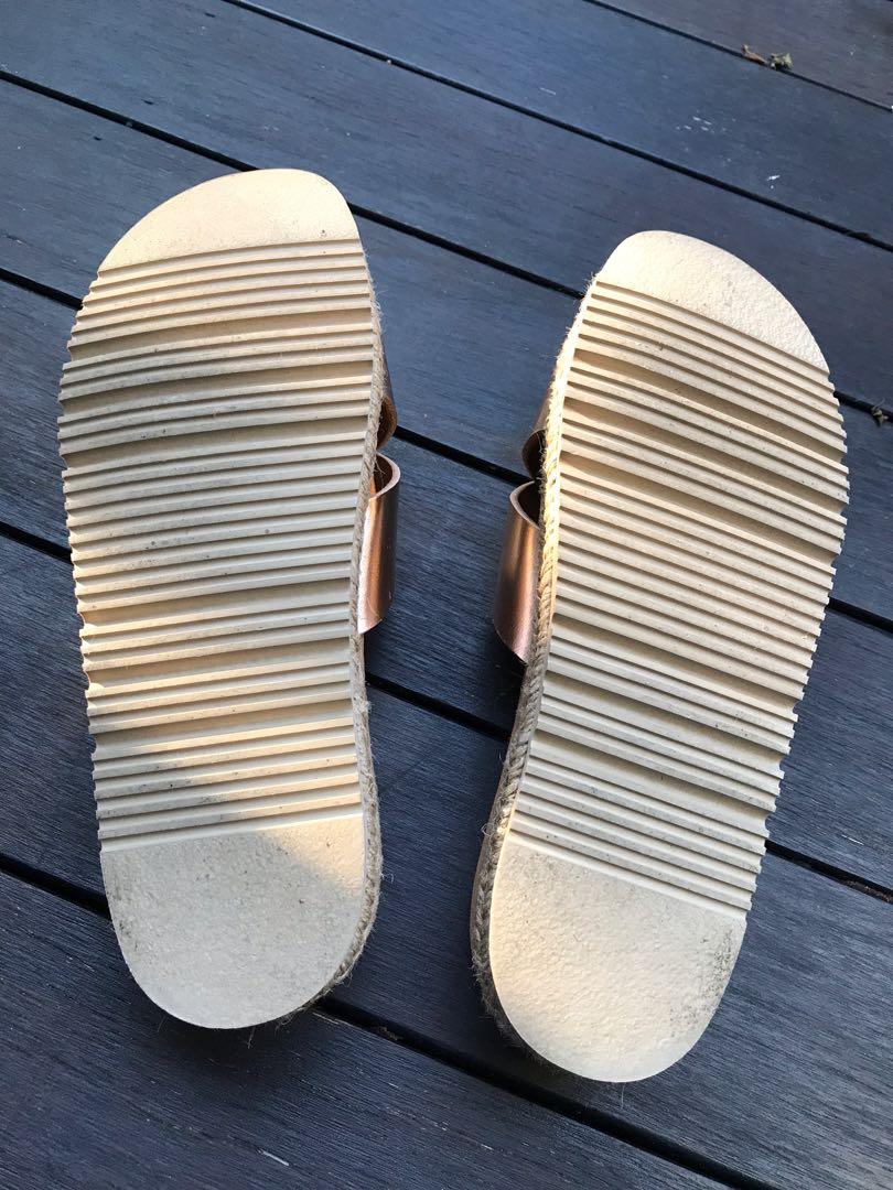 Unisa sandals, Women's Fashion, Footwear, Sandals on Carousell