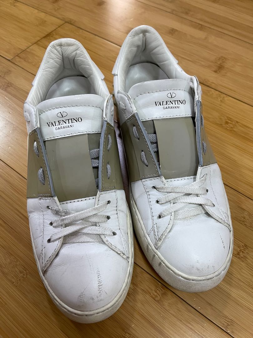 Used online valentino sneakers
