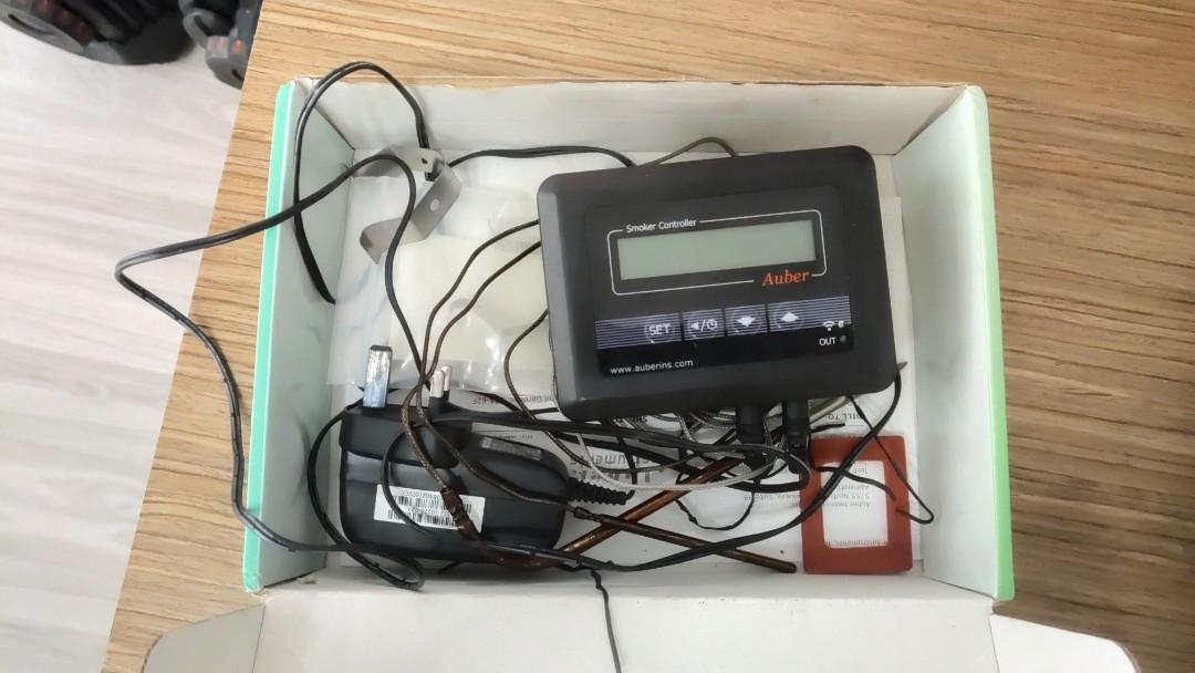 er Smokey Mountain 18" BBQ and Auber Wifi temperature controller