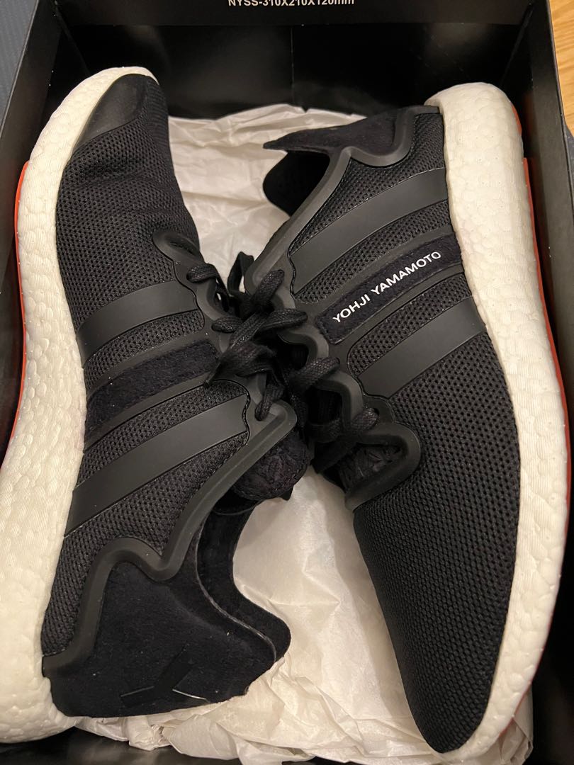 Y3 sneakers Yohji Run Men s Fashion Footwear Sneakers on Carousell