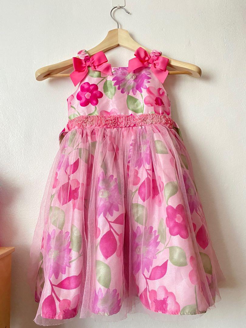 Youngland dress shop