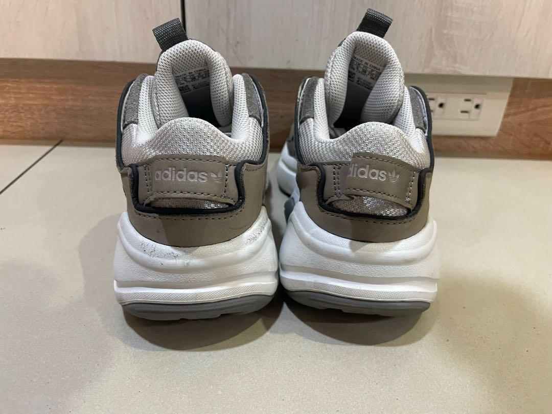 Adidas 23.5