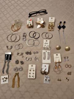 Assorted Ear Rings for sale!!