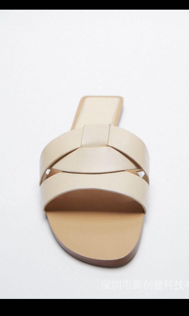 womens sliders beige