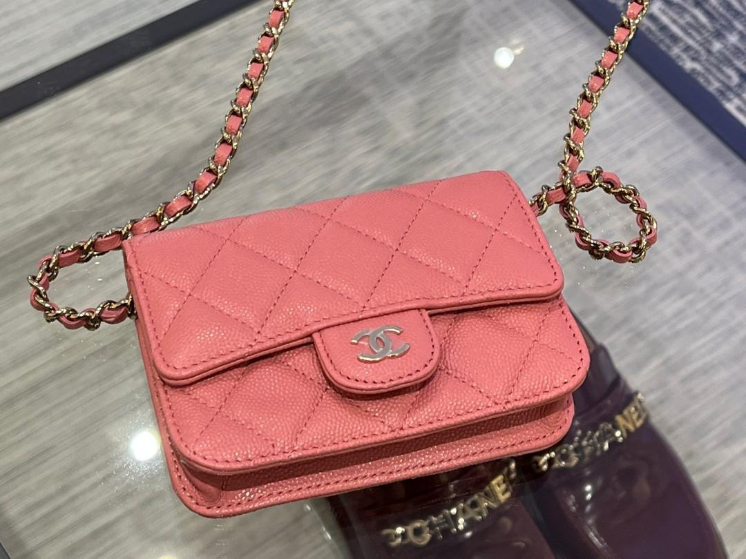 Chanel clutch on chain 22A in hot pink caviar