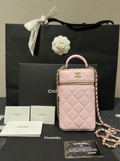 (Category: ) located in . Submitted by omybags (Listing ID 1169309297, Image 1). Description: .
