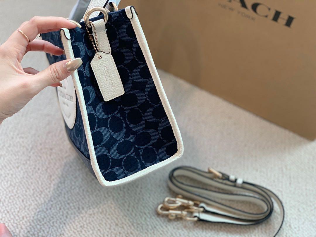 Coach Dempsey Tote 22 in Denim, Women's Fashion, Bags & Wallets, Tote
