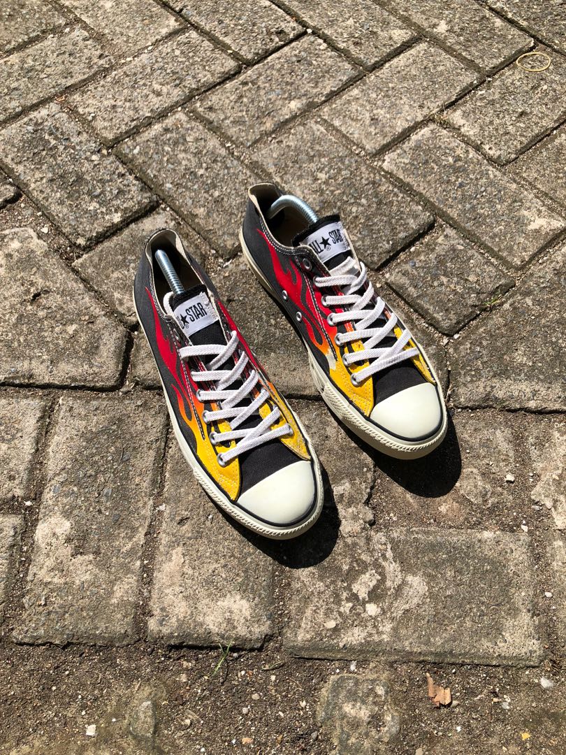 flame low top converse