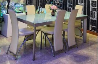 Dining Table Set - tampered glass - expandable