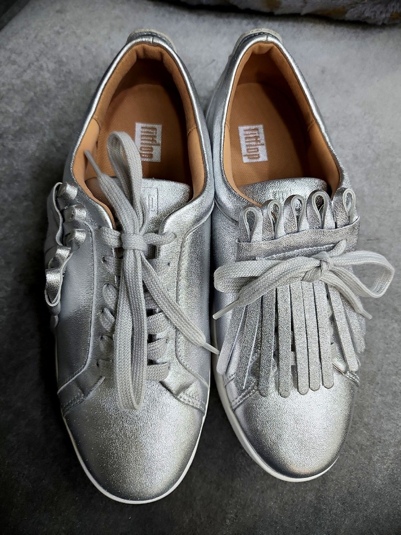 fitflop silver trainers