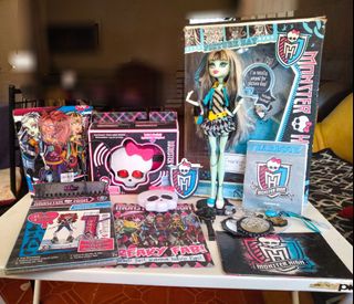 (Category: ) located in . Submitted by jem.declutters (Listing ID 1169261873, Image 1). Description: .