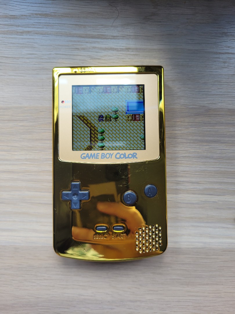 Gameboy Color IPS 2.6 Backlit Modded Royal Gold Nintendo Game Boy GBC,  Video Gaming, Video Game Consoles, Nintendo on Carousell
