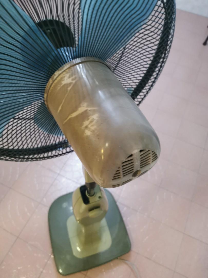 Hatari FL999 remote control standing fan, Furniture & Home Living