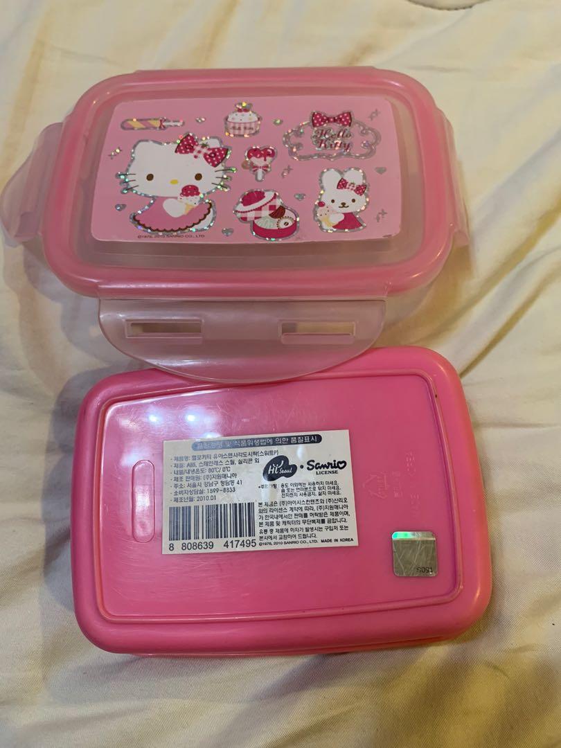 Hello Kitty Lunch Box (Category: Weaning & Toddler Feeding) located in Malabon City. Submitted by kidsmnl (Listing ID 1169412210, Image 3). Description: RFS-Decluttering Original Korean license Sanrio Well Maintained.