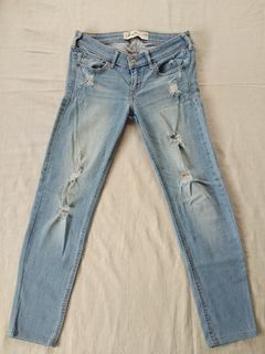 (Category: ) located in . Submitted by _elle.preloved (Listing ID 1169333629, Image 1). Description: .