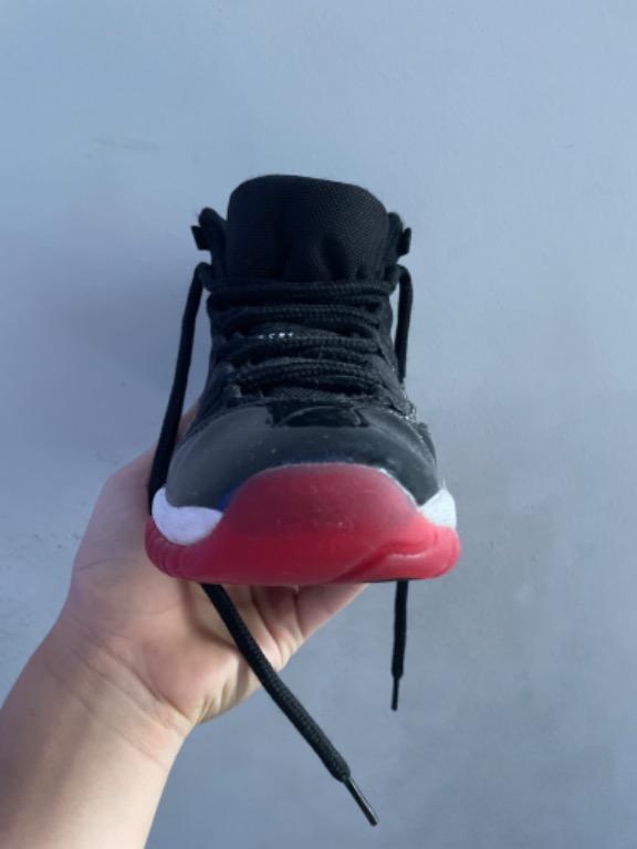 Jordan 11 grade school size 6 hotsell