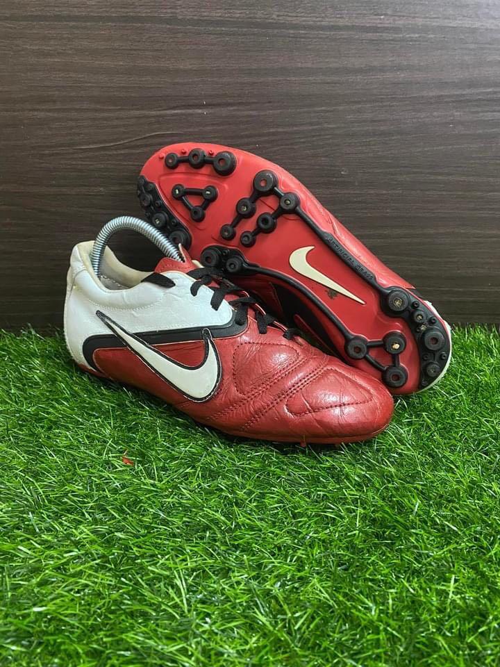 Kasut Bola Nike Ctr 360 Men s Fashion Footwear Boots on Carousell
