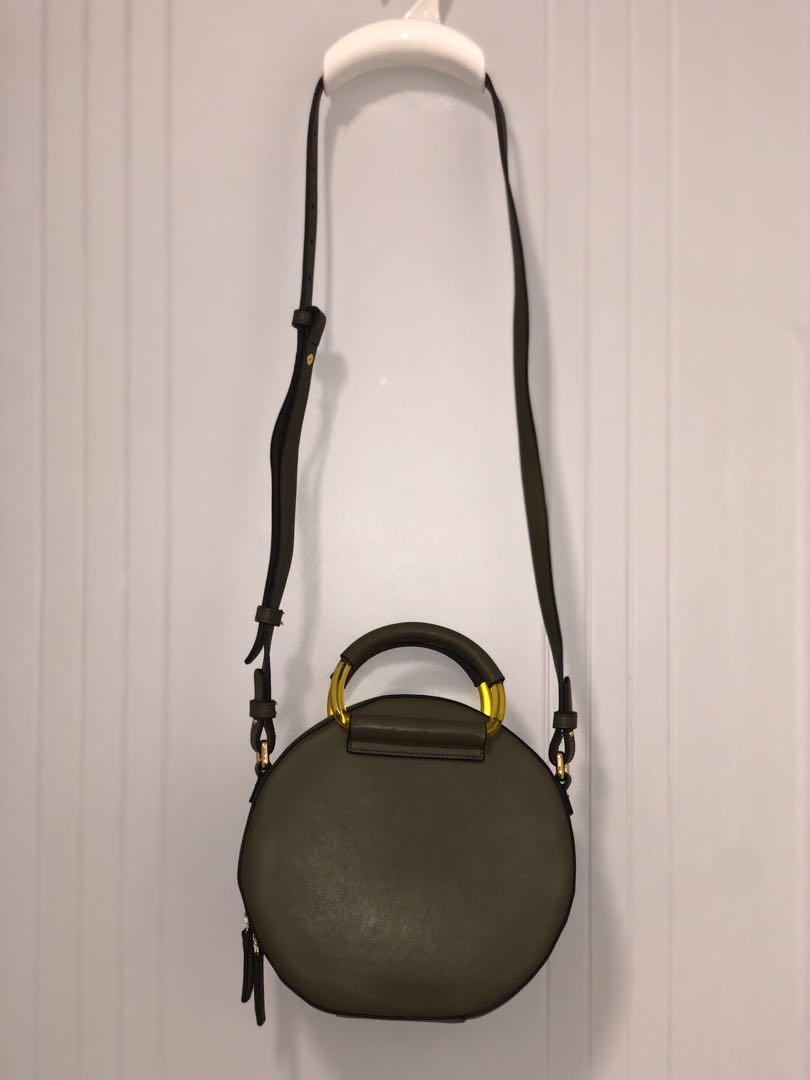 Kurt geiger top harriet round bag
