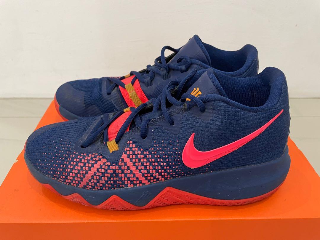 KYRIE FLYTRAP GS Size 6 Youth Babies Kids Babies Kids
