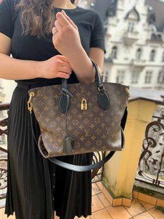 LOUIS VUITTON Flower MM Monogram Canvas & Cowhide Leather Zipped Tote Noir