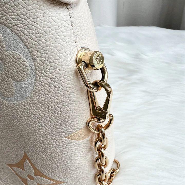 Marshmallow cloth handbag Louis Vuitton Beige in Cloth - 26370794
