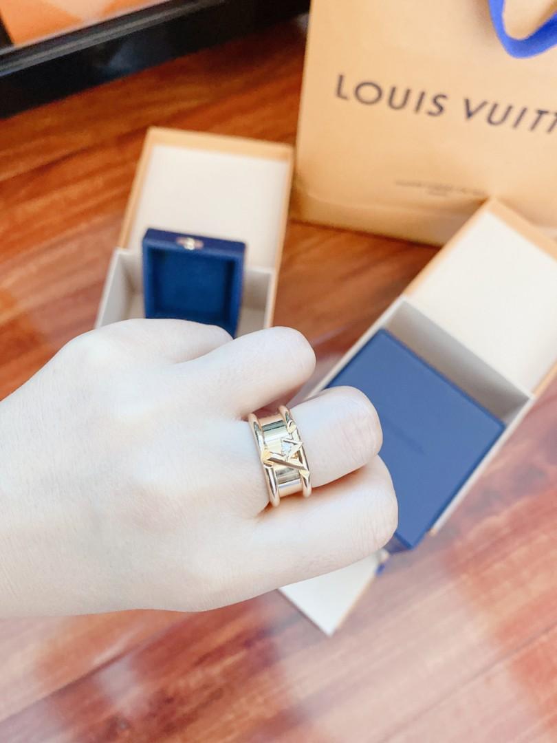 Louis Vuitton LV Volt Multi Ring, 18k White Gold. Size 58