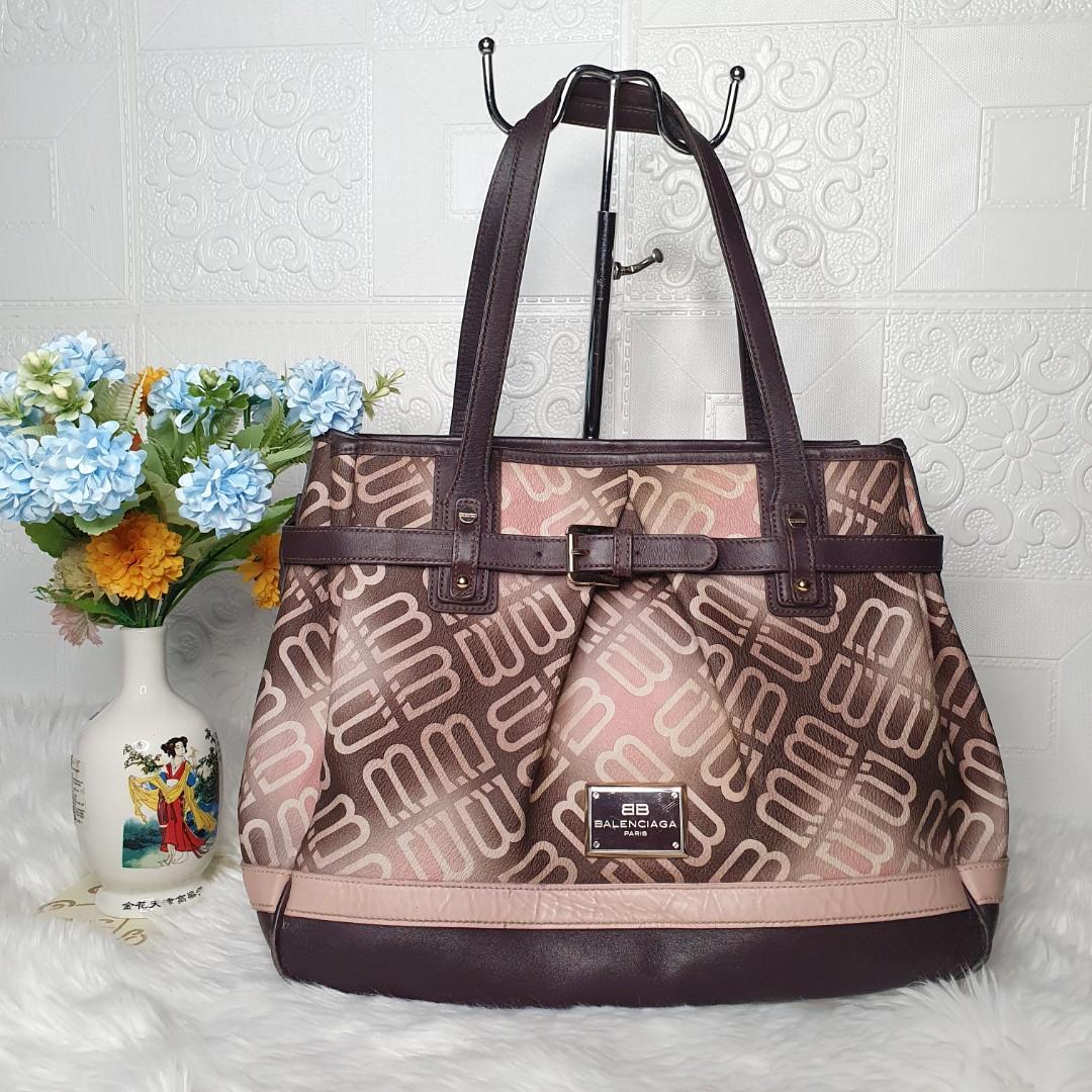 Balenciaga bag made 2025 in korea