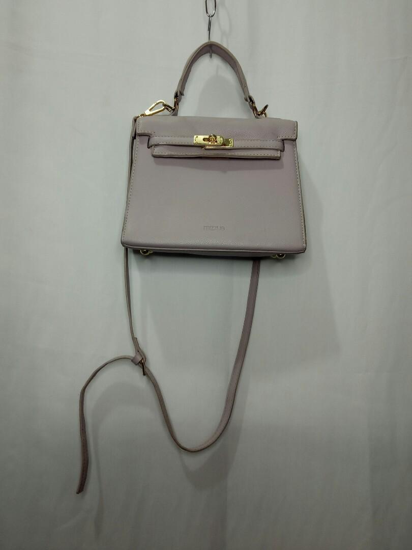 Mizzue sling bag online