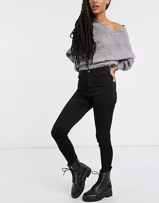 Monki oki jeans shop
