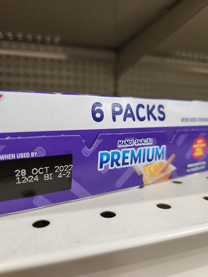 Nabisco Handi Snacks Premium Breadsticks w Real Cheese, Food & Drinks