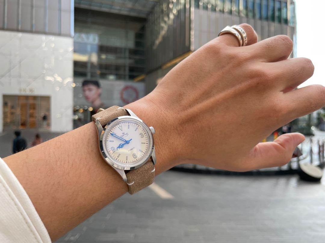 Smiths sales everest white