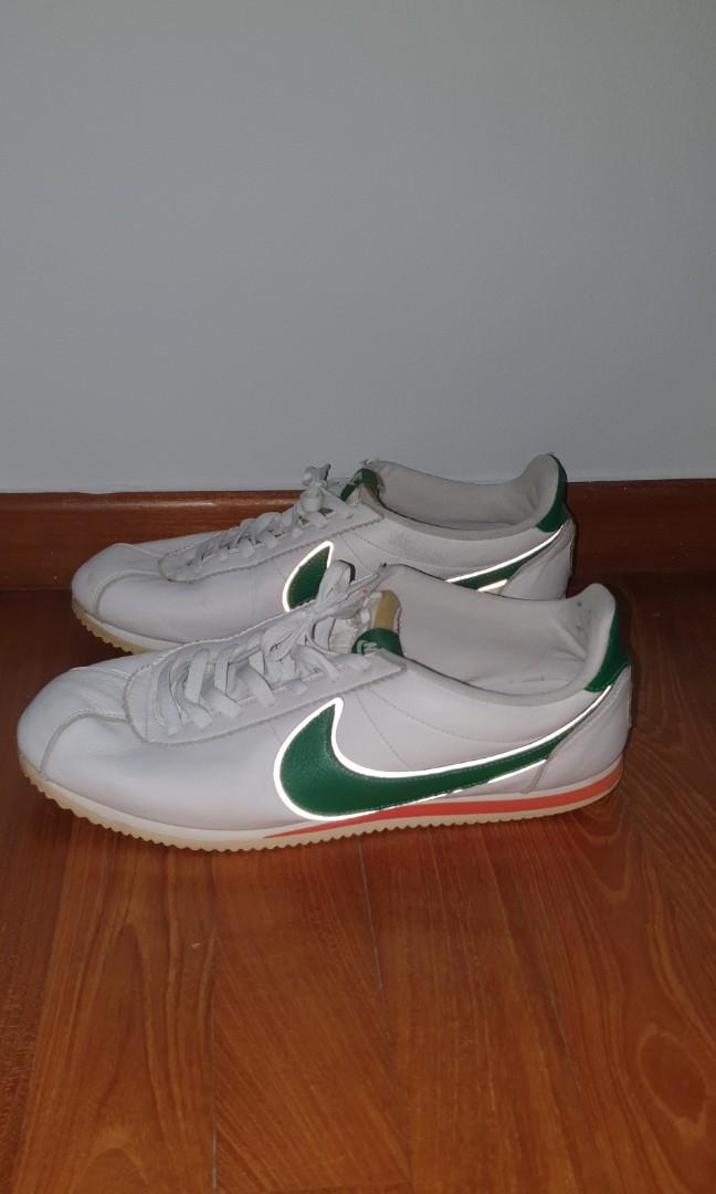 Nike stranger hotsell things ebay