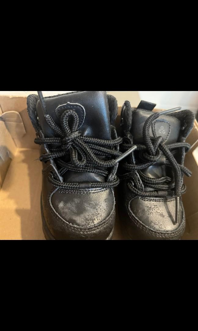 Nike manoa lth outlet