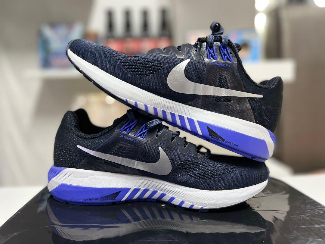 Nike zoom structure 21 dynamic fit top