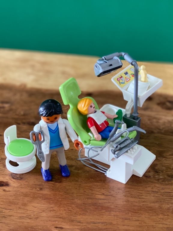 Playmobil Dentist set