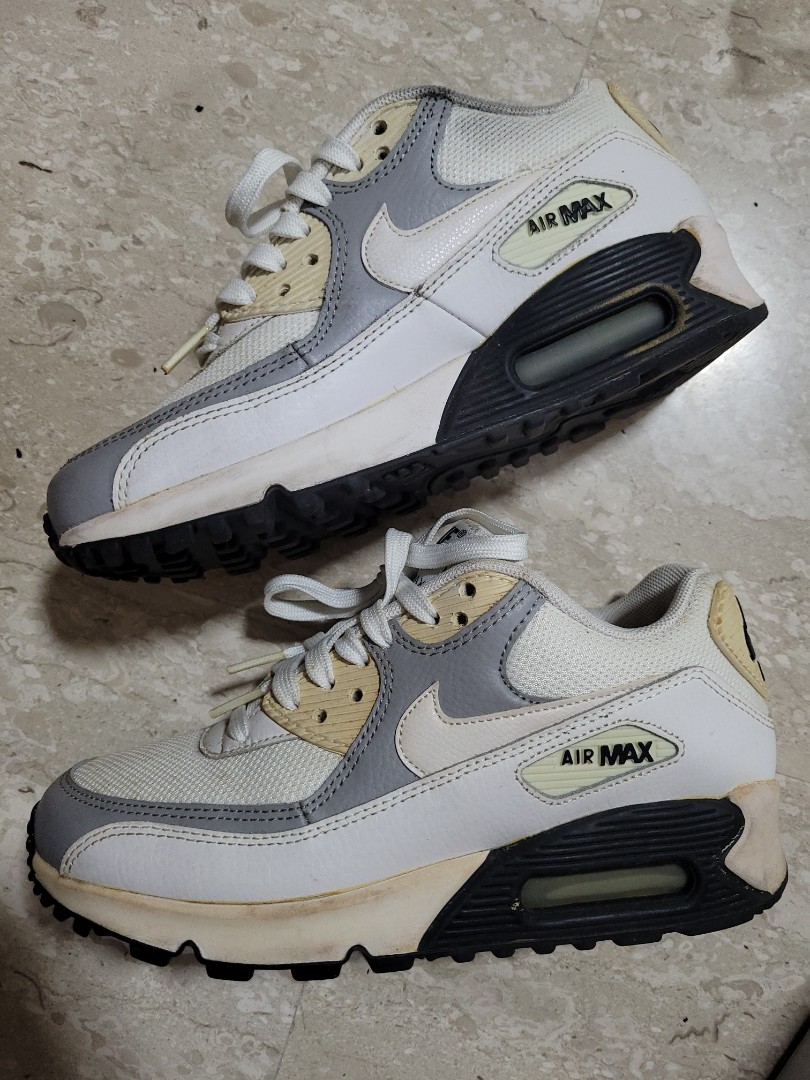 Real Nike Air Max, Women's Fashion, Footwear, Sneakers on Carousell