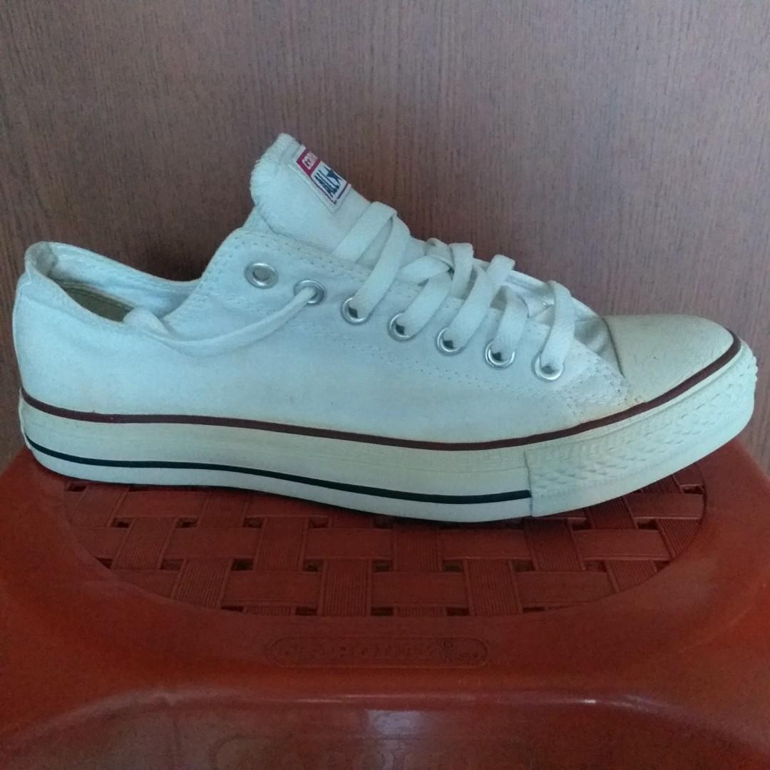 Converse chuck taylor all star speciality ox low cut hotsell sneakers - abu-abu