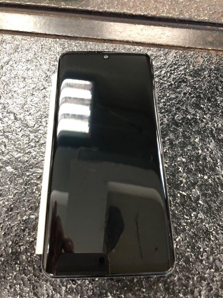 SHARP AQUOS zero2 SHV47 AU, 手提電話, 手機, 其他手機- Carousell