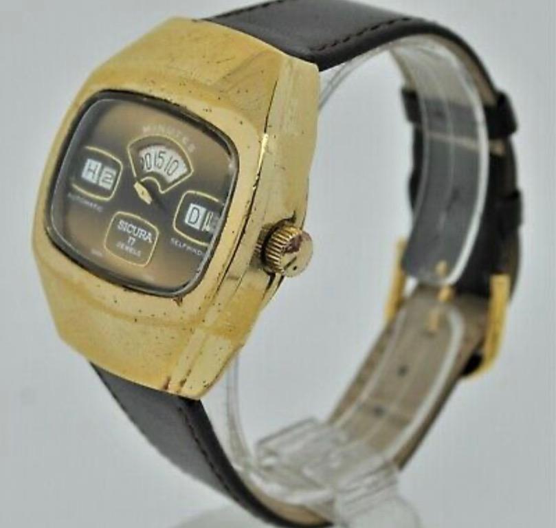 Sicura Jump Hour (Category: Luxury Watches) located in Laoag. Submitted by skelepetix (Listing ID 1169363415, Image 2). Description: A cool Sicura jump hours from the 70s, swiss manual wind, good size for a vintage at 36mm These pieces had digital displays but are a 100 percent mechanical! Text me if interested. +639052564961.