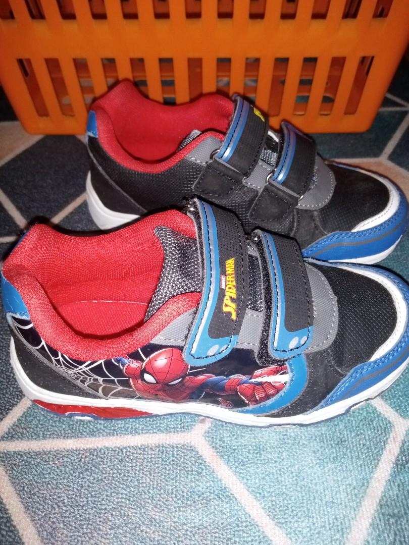 Spiderman Light Up Shoes, Babies & Kids, Babies & Kids Fashion on Carousell