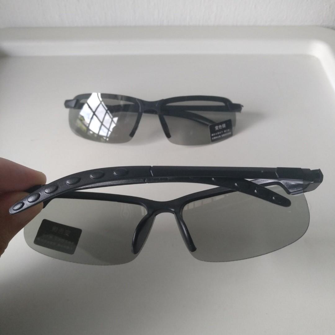 Amazon.com: New Technology!!Solar Sensor LCD e-Glasses Change color in 0.1  second Sunglasses Automatic Adjust Color on light conditions W/0 Delay &  Intelligent Auto-dimming Control, No batteries needed, Slick Design By:  CLEARON :